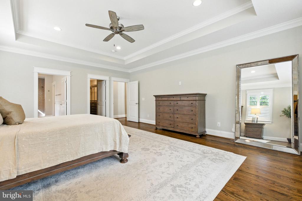 8617 DIXIE PLACE