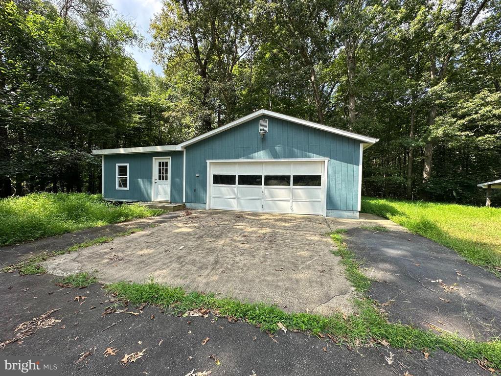 12365 Henderson Rd