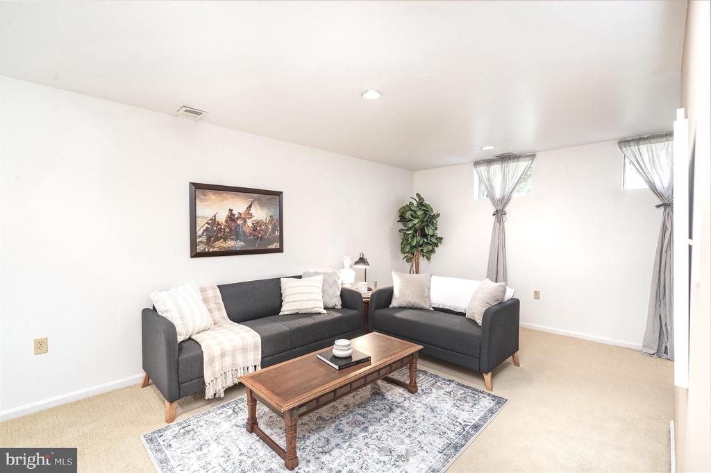6505 Tiburon Ct