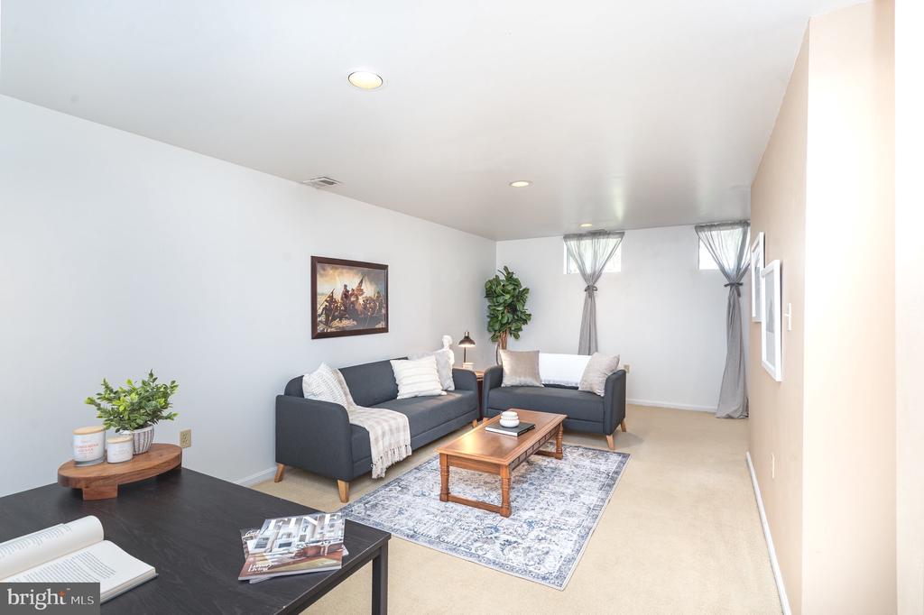 6505 Tiburon Ct