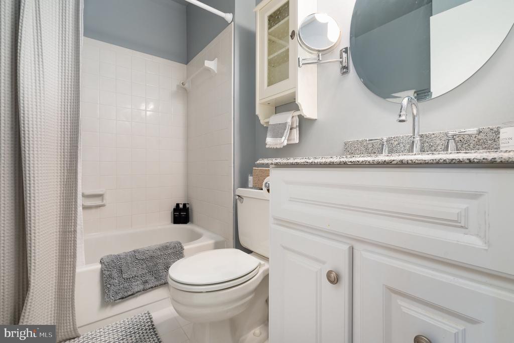 6505 Tiburon Ct