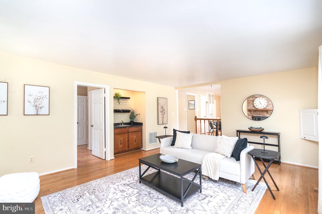 6505 Tiburon Ct