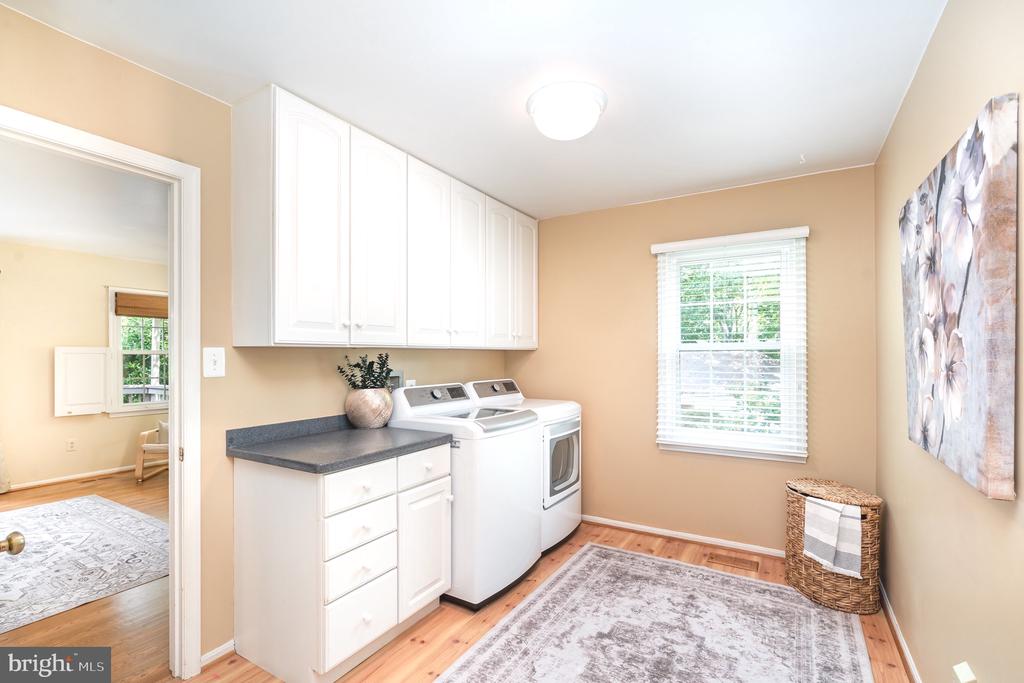6505 Tiburon Ct