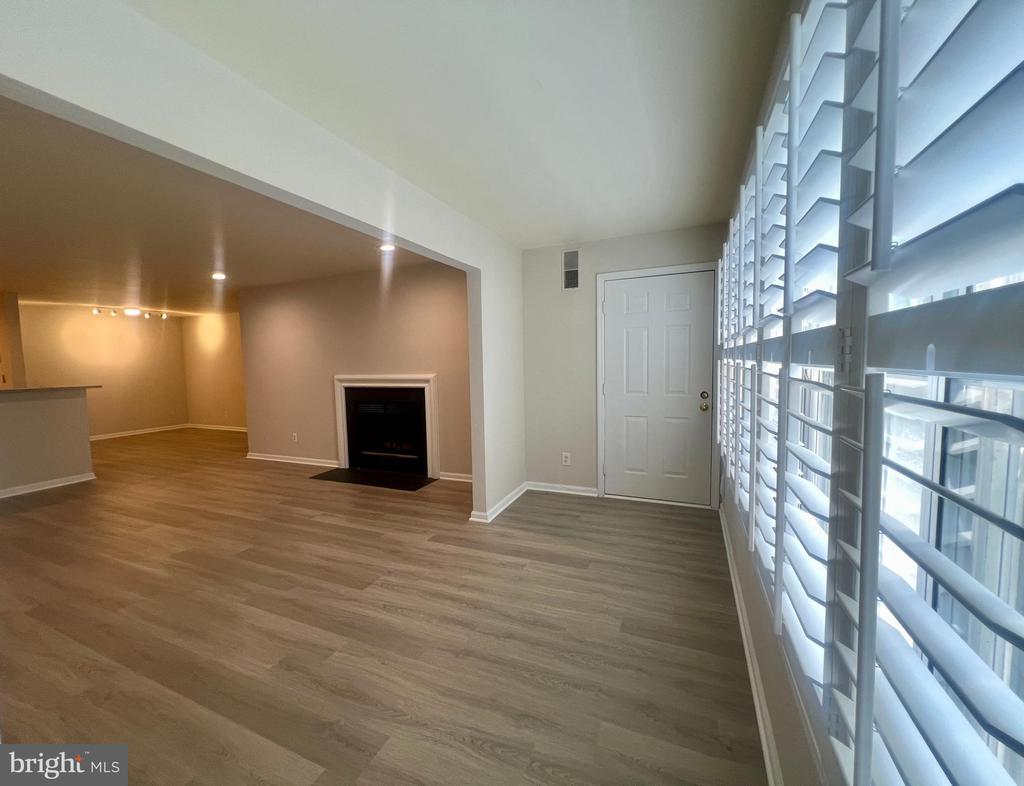 7501 ASHBY LANE I