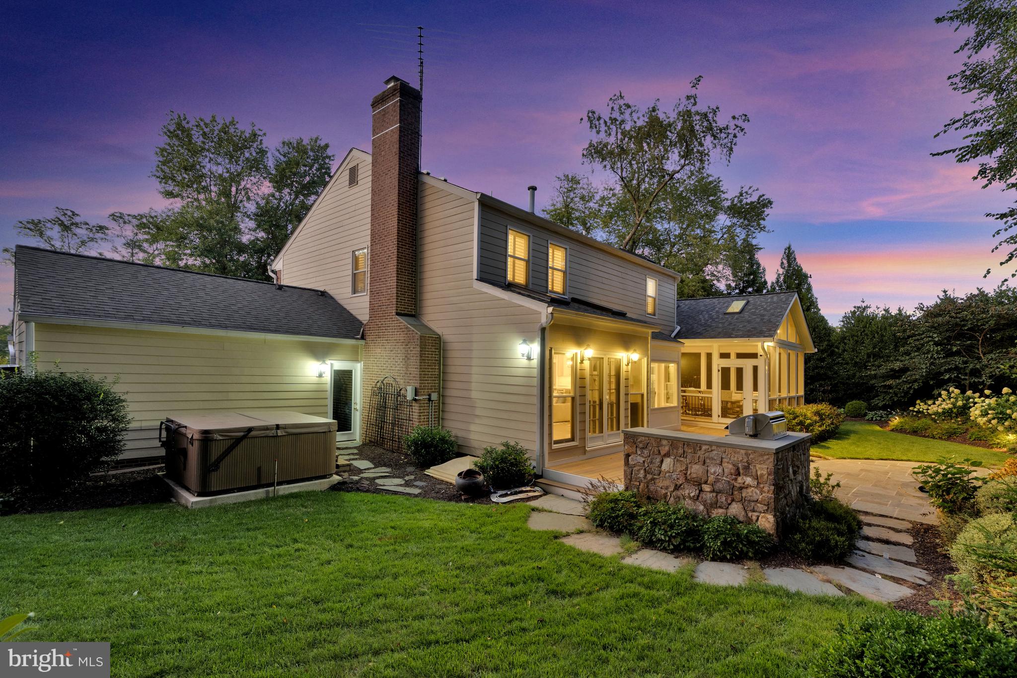 6301 HUNTING RIDGE LANE