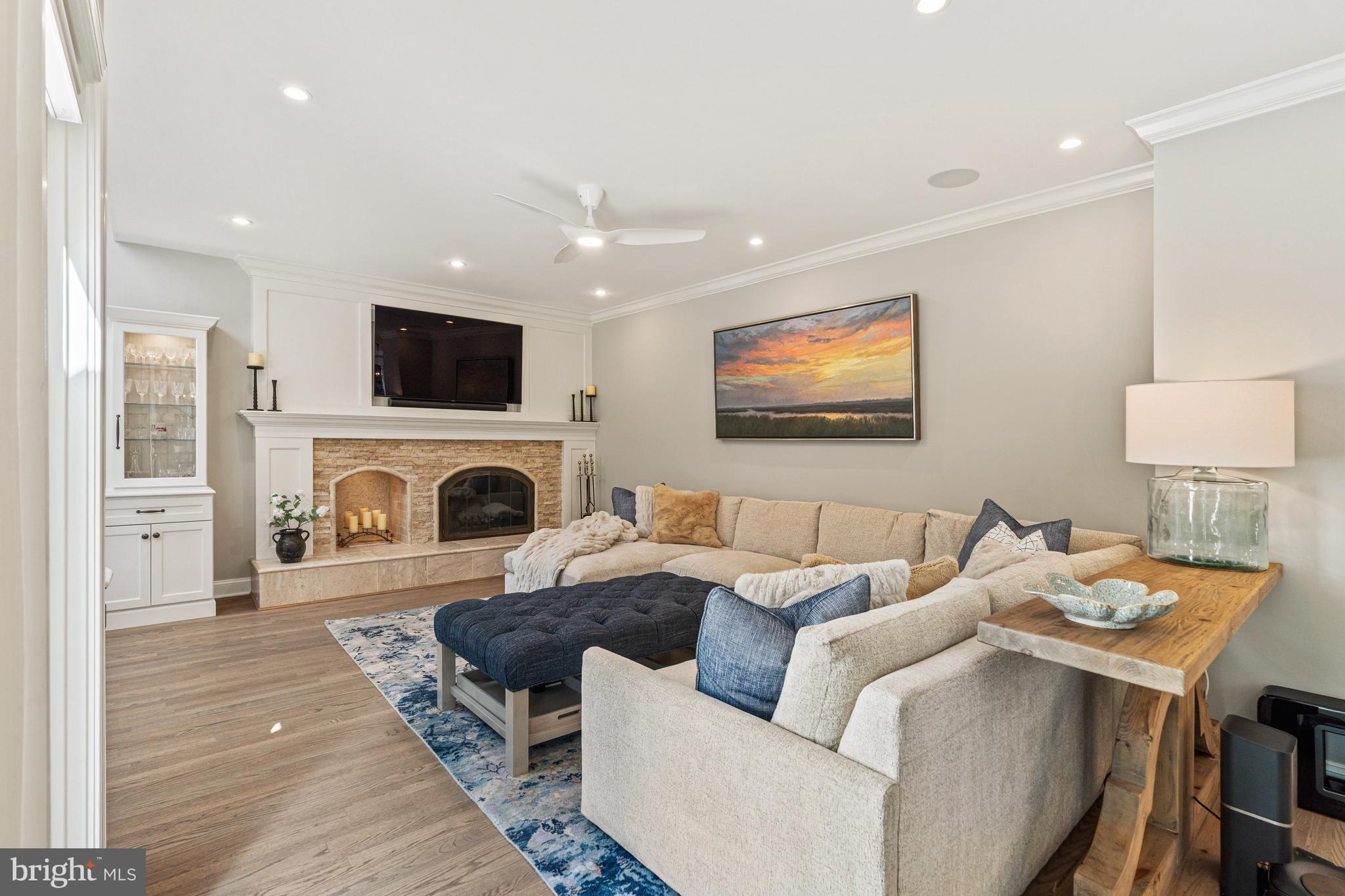 6301 HUNTING RIDGE LANE