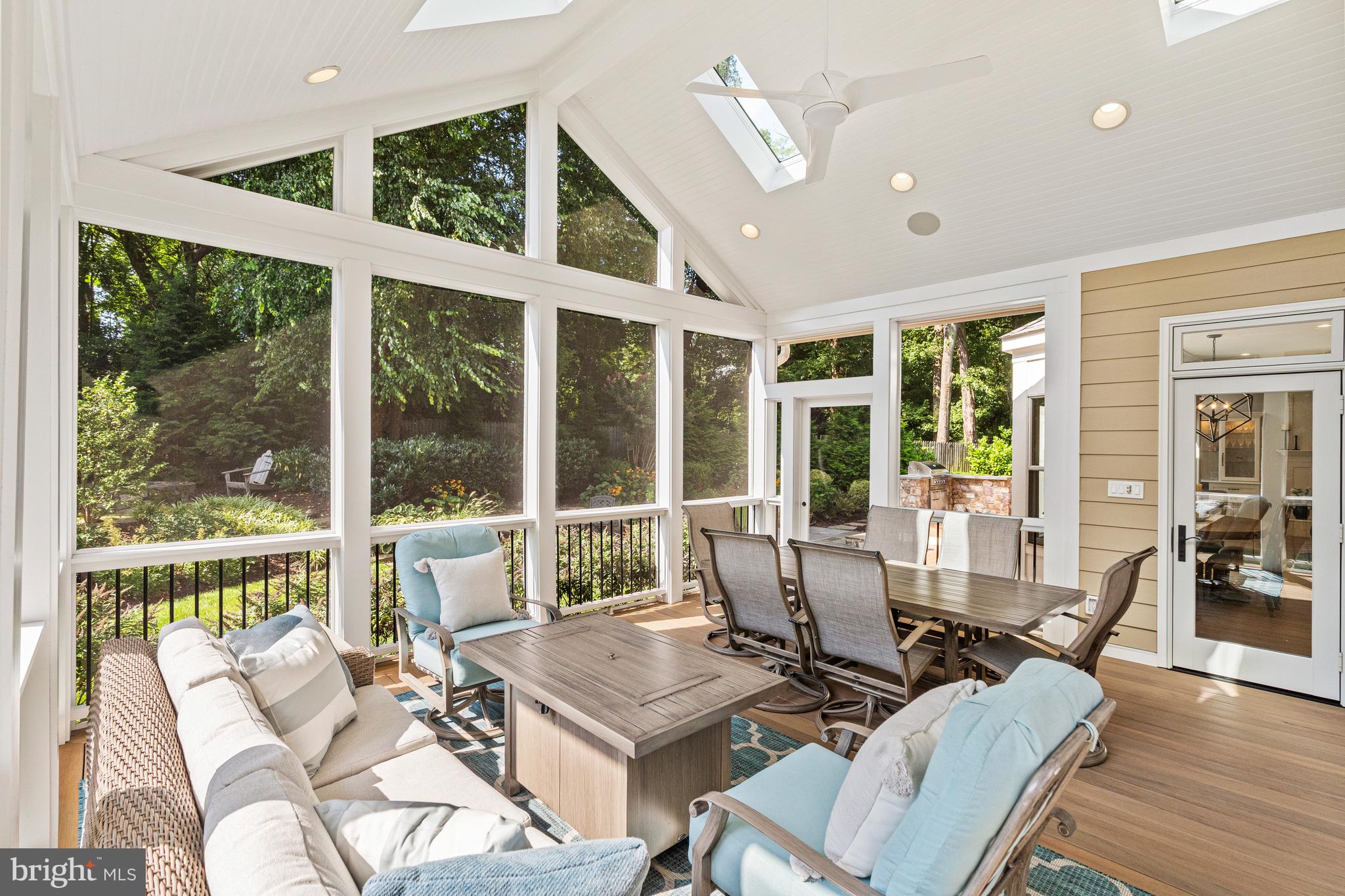 6301 HUNTING RIDGE LANE