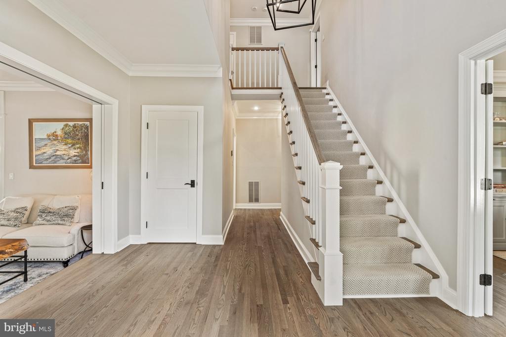 6301 HUNTING RIDGE LANE