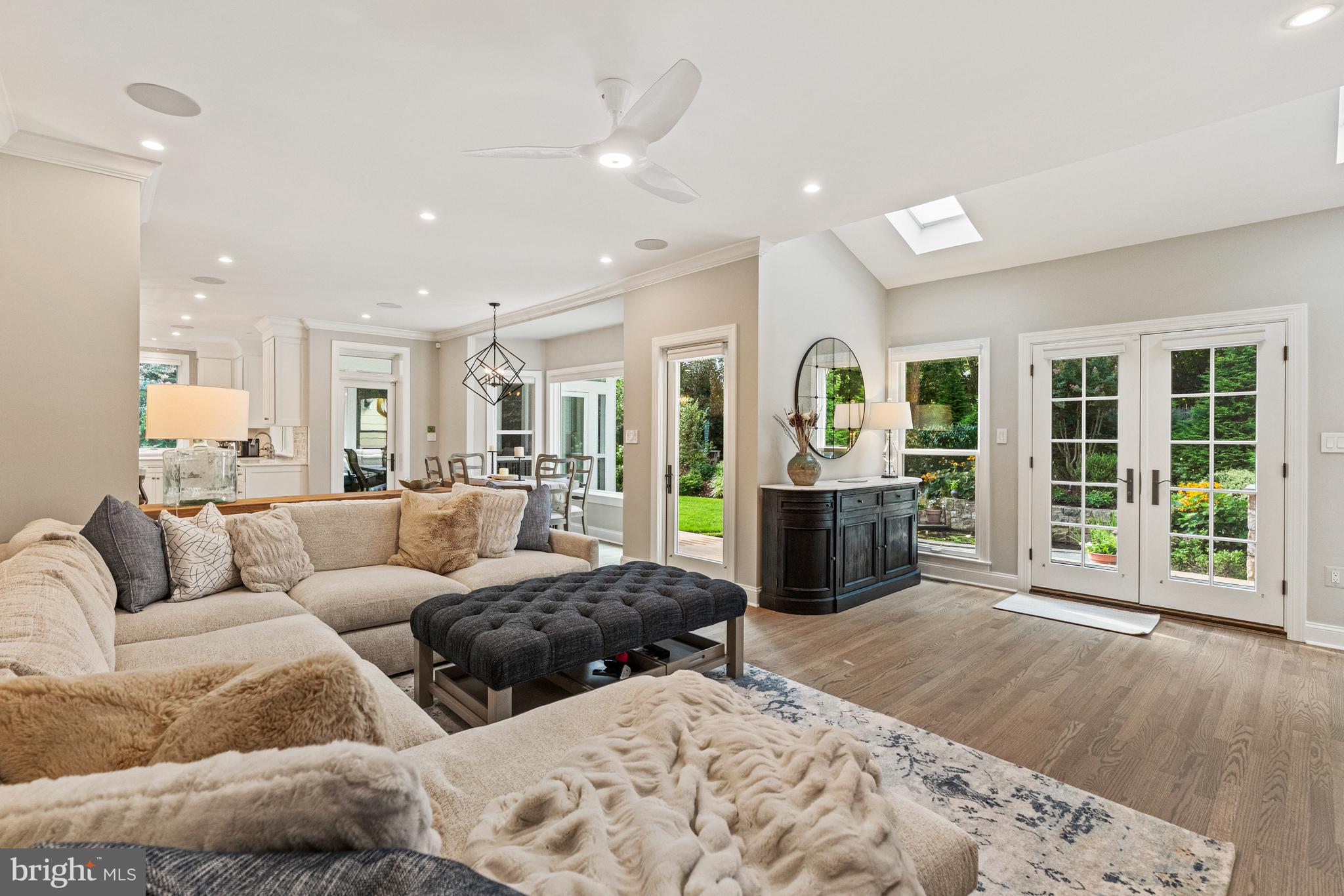 6301 HUNTING RIDGE LANE