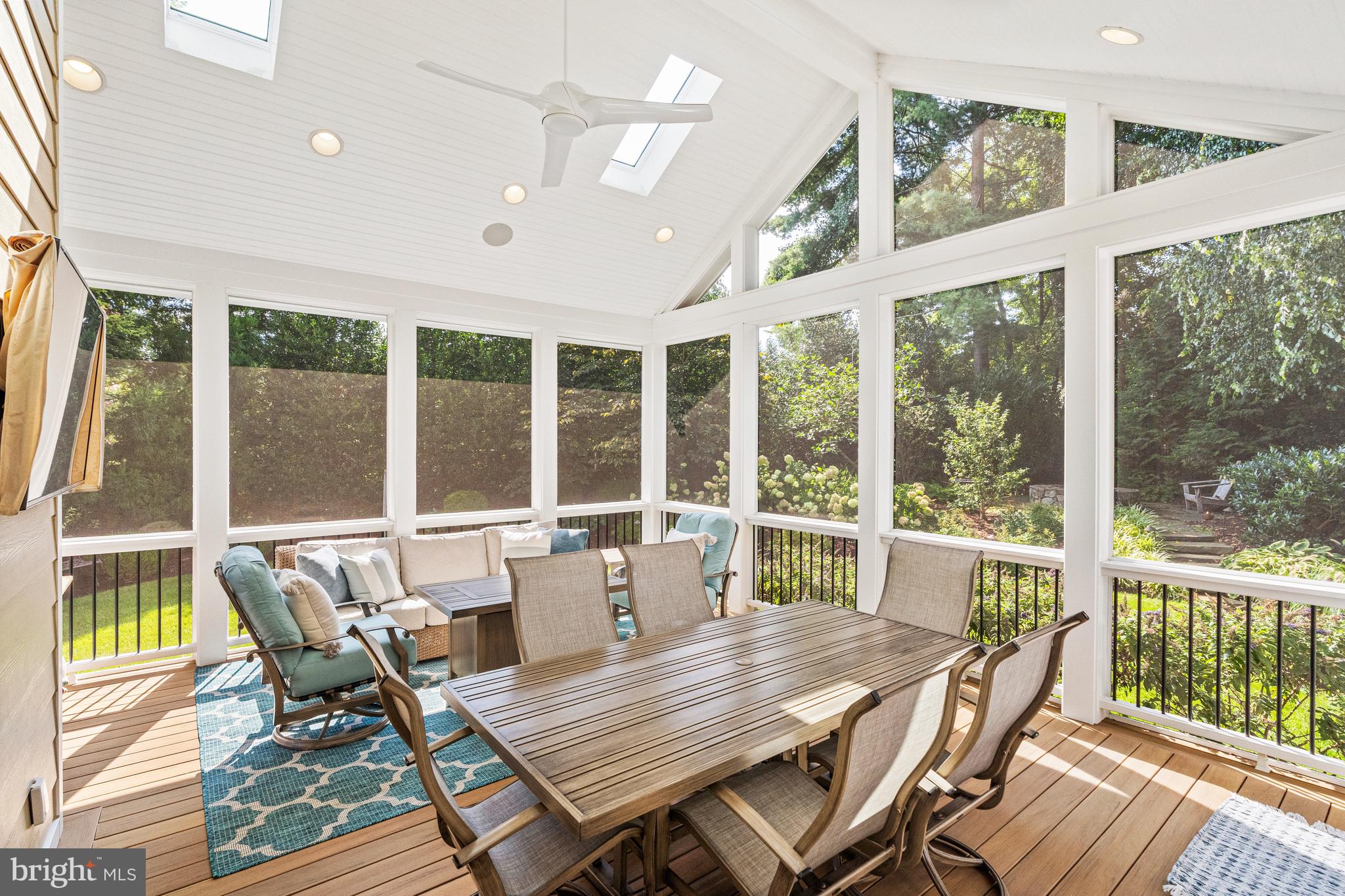 6301 HUNTING RIDGE LANE