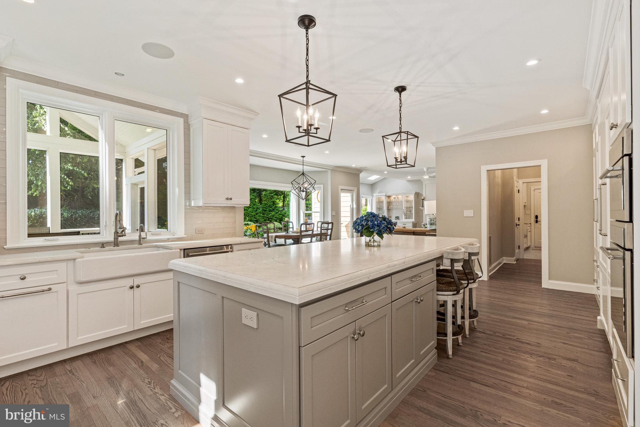 6301 HUNTING RIDGE LANE