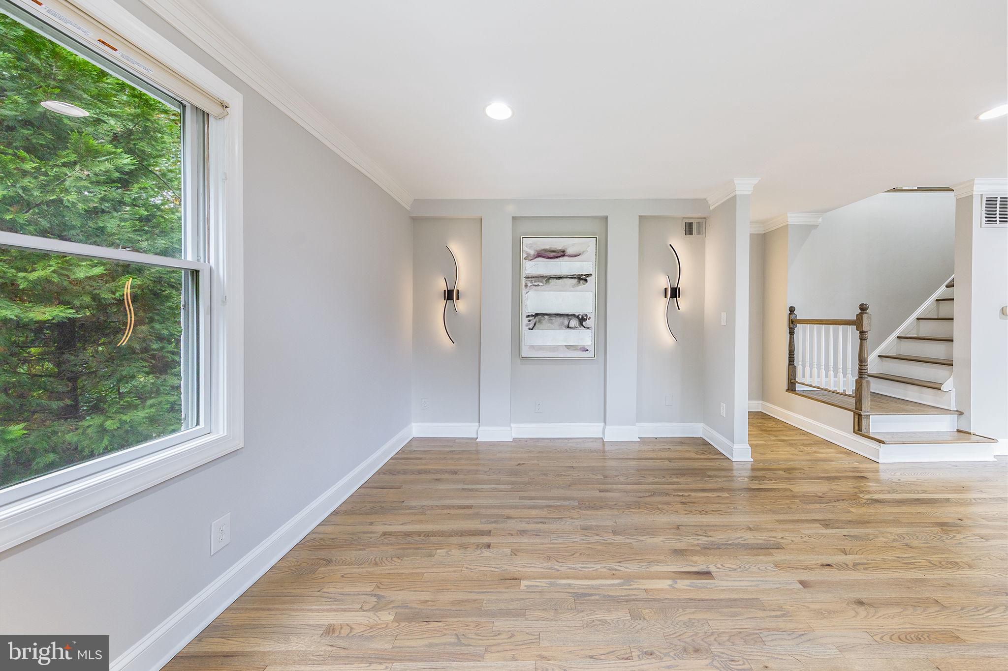 4009 ESTABROOK DRIVE