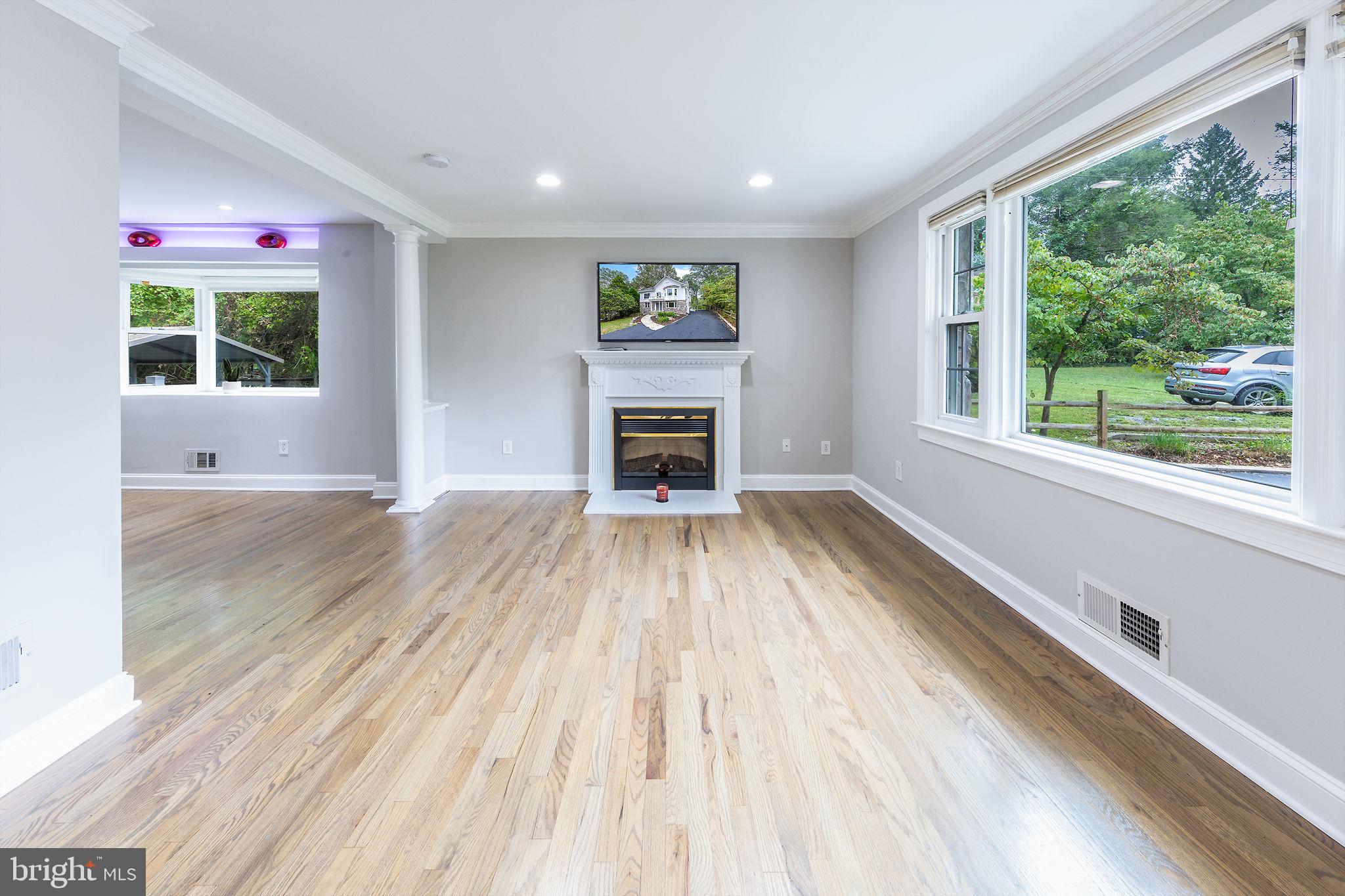 4009 ESTABROOK DRIVE