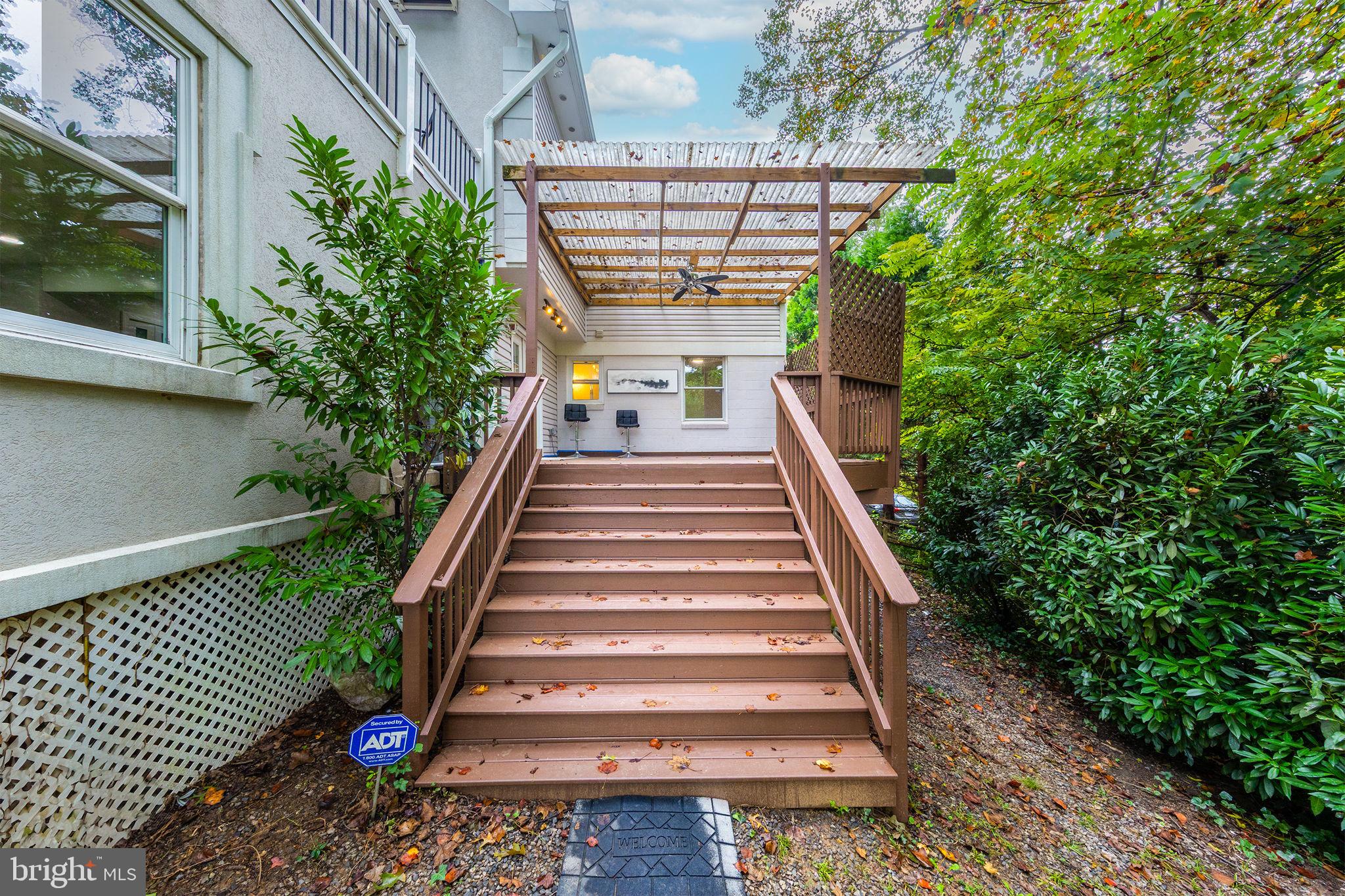 4009 ESTABROOK DRIVE