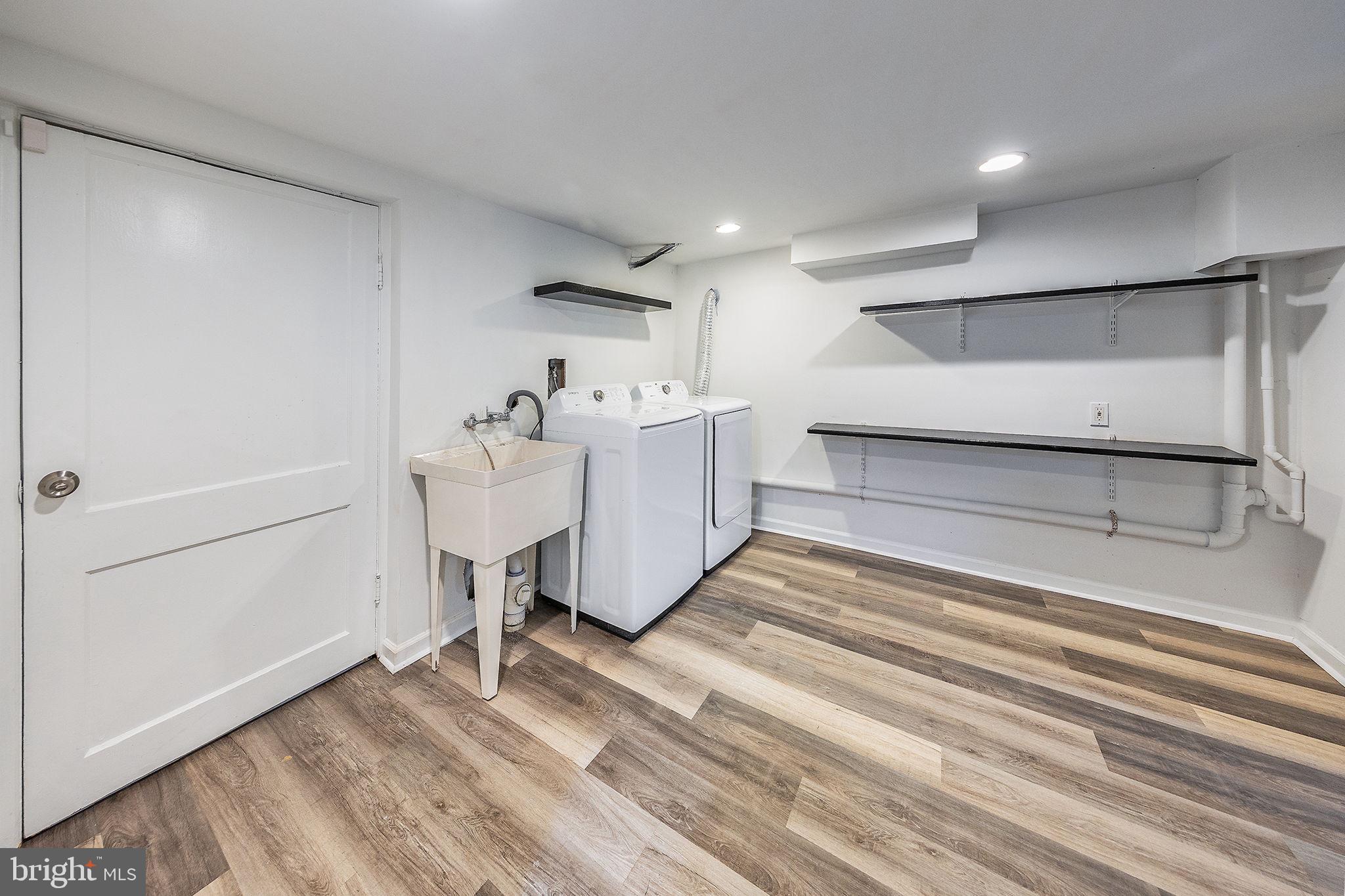 4009 ESTABROOK DRIVE