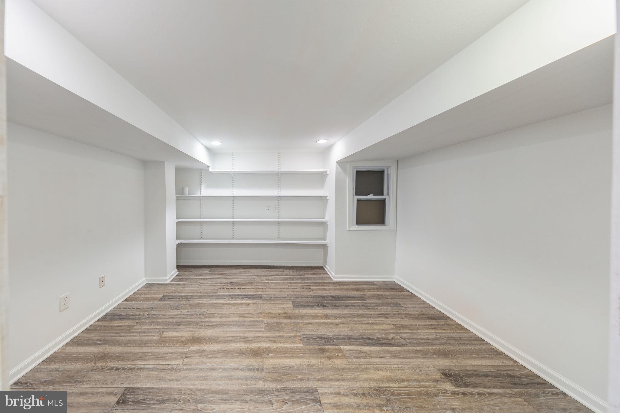 4009 ESTABROOK DRIVE