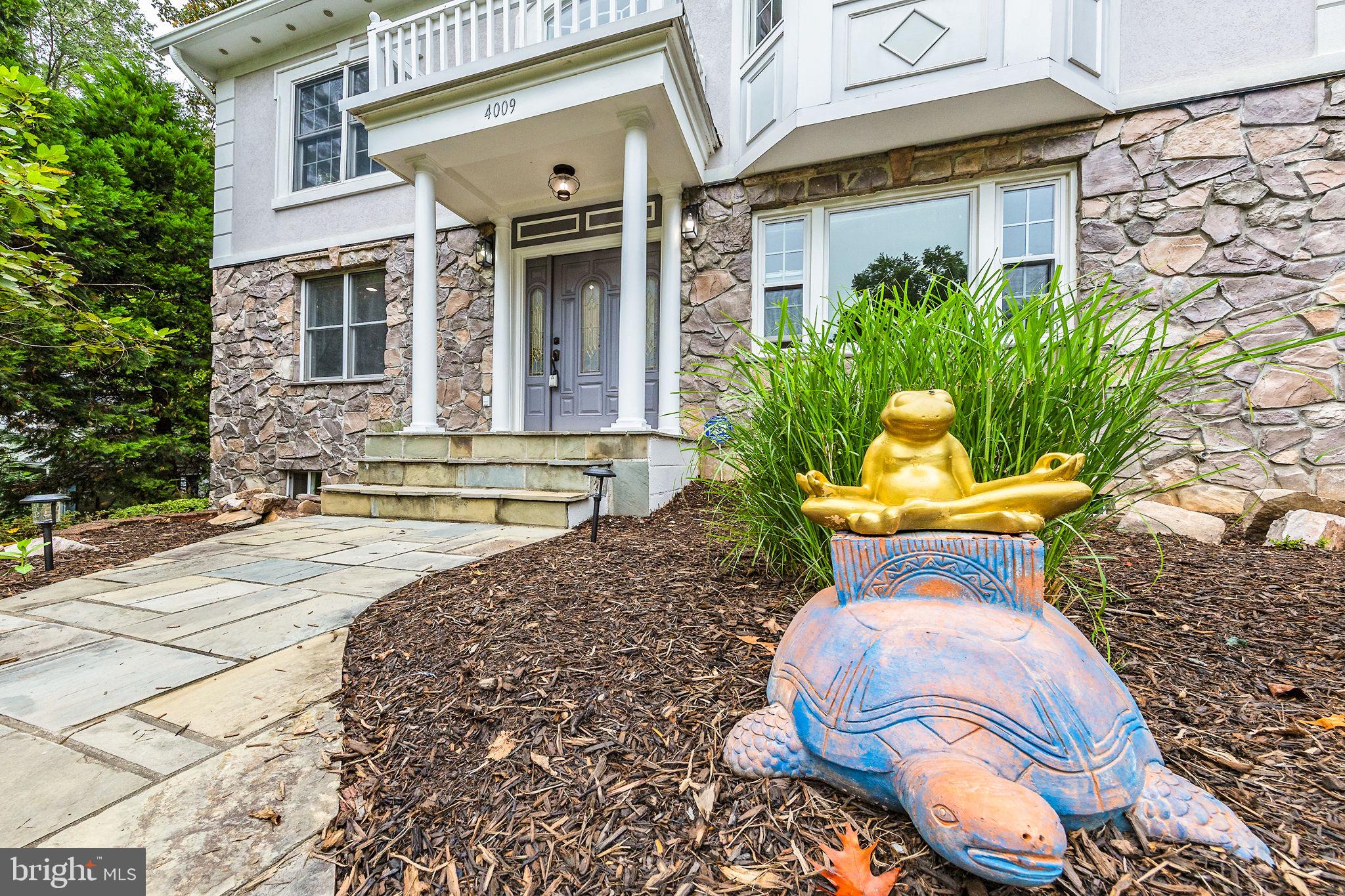 4009 ESTABROOK DRIVE