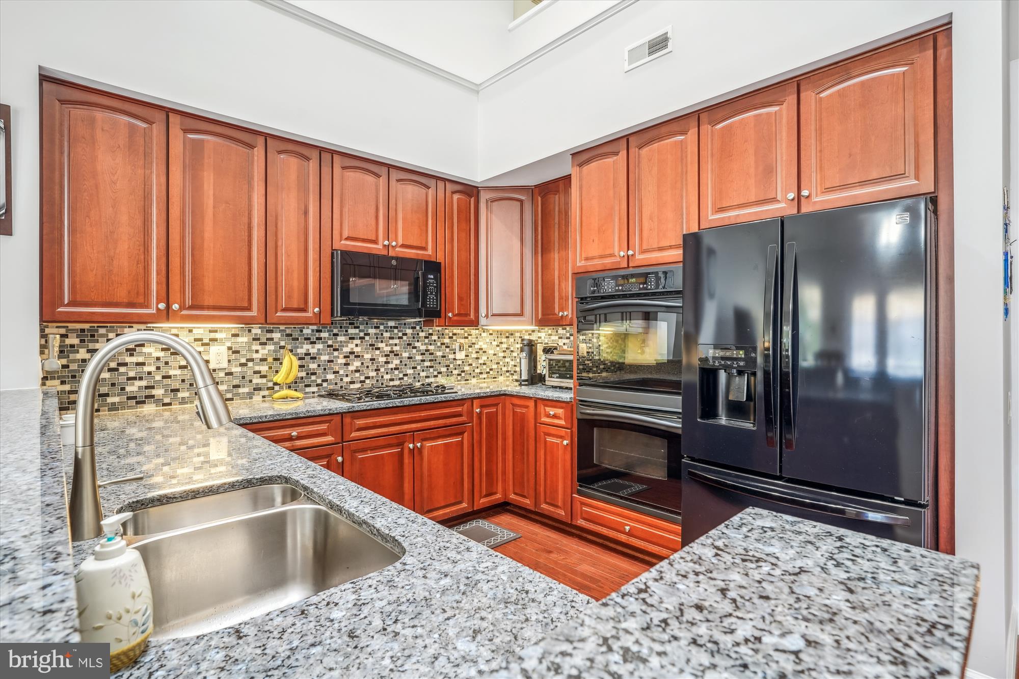 8905 PERIWINKLE BLUE COURT