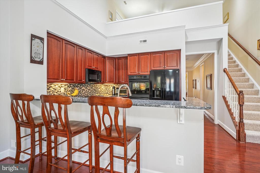 8905 PERIWINKLE BLUE COURT