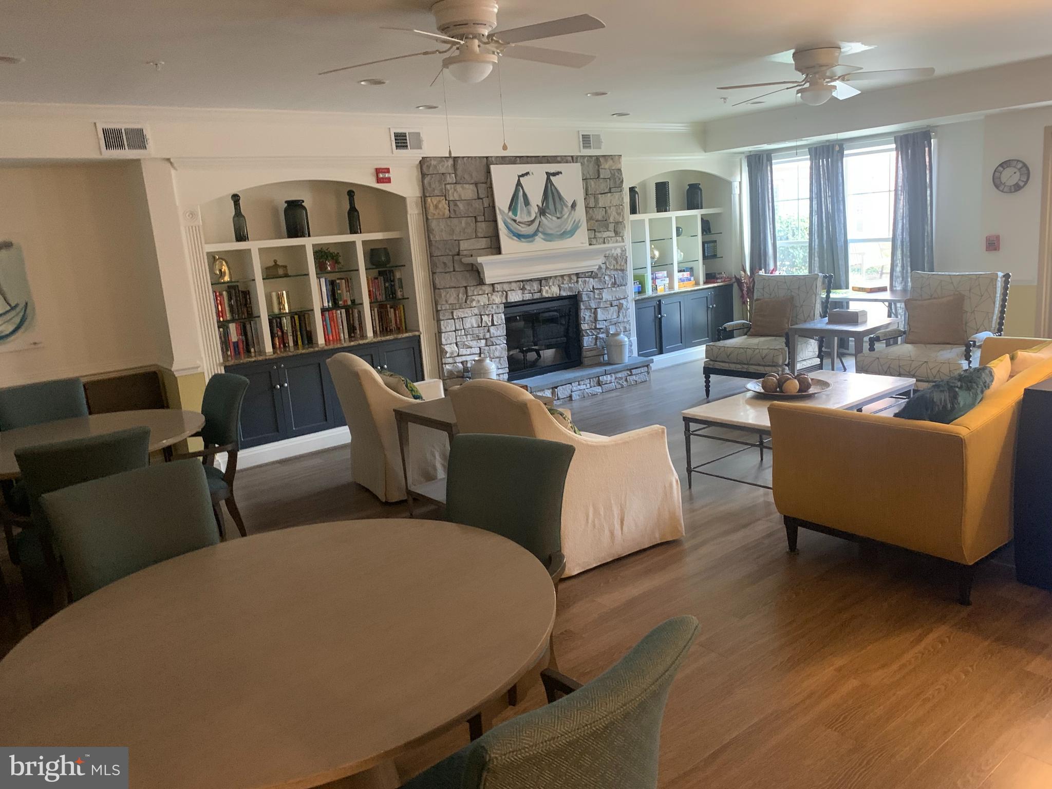 2903 SAINTSBURY PLAZA 310