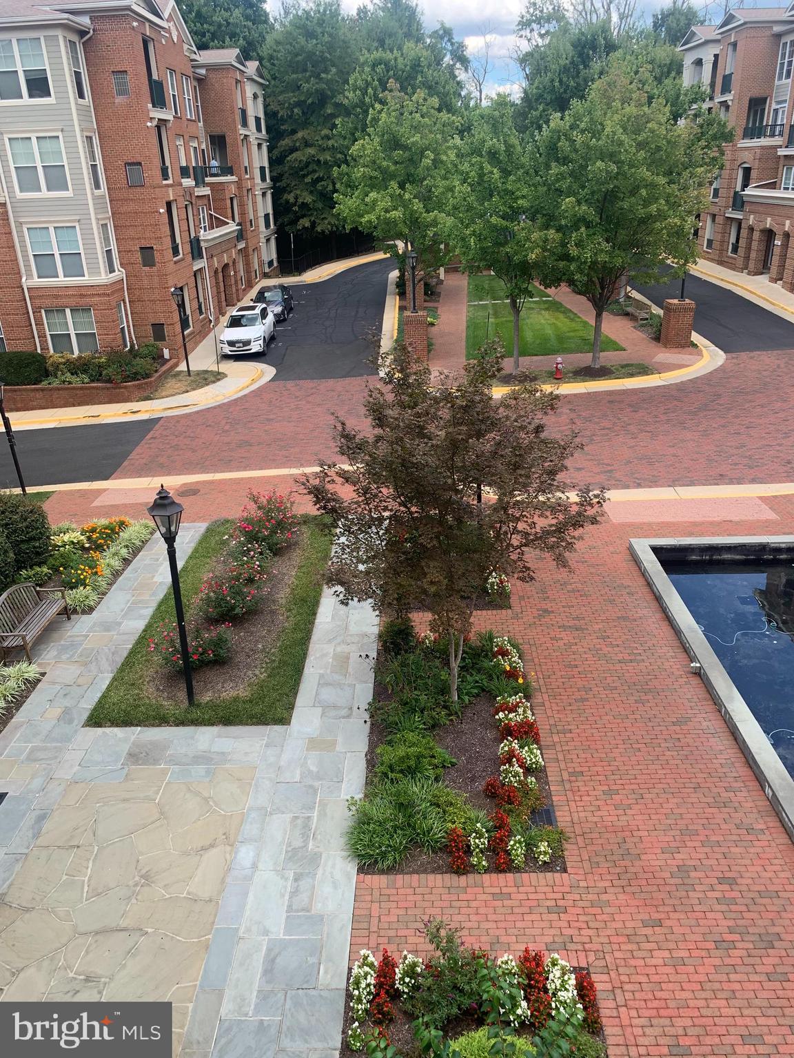 2903 SAINTSBURY PLAZA 310