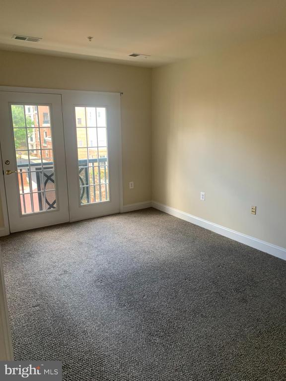2903 SAINTSBURY PLAZA 310
