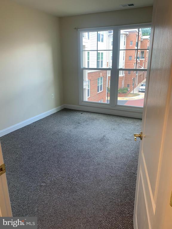 2903 SAINTSBURY PLAZA 310
