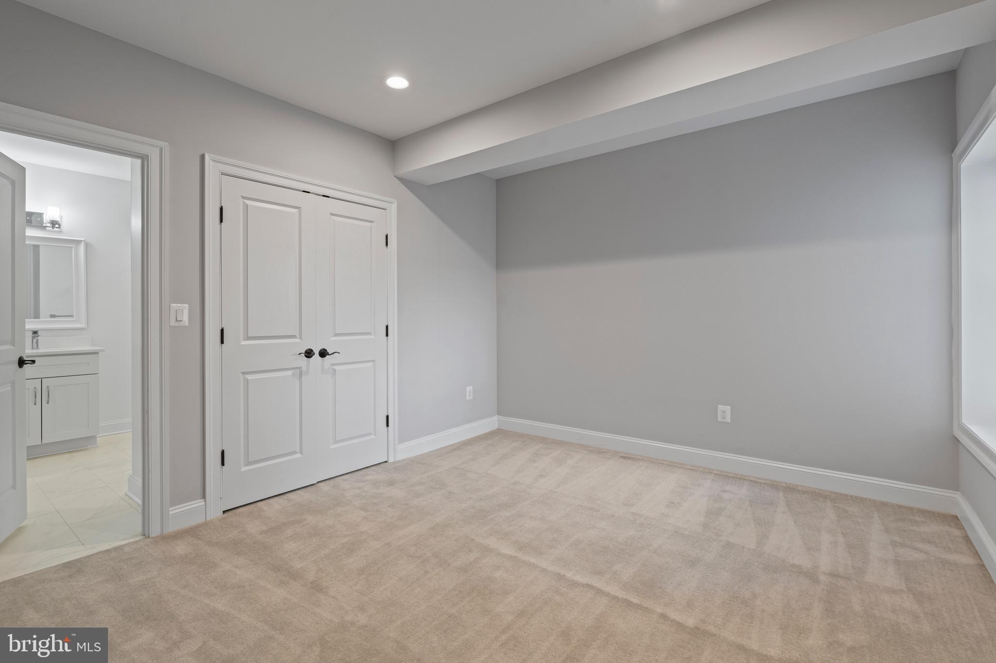 7606 LEONARD DRIVE