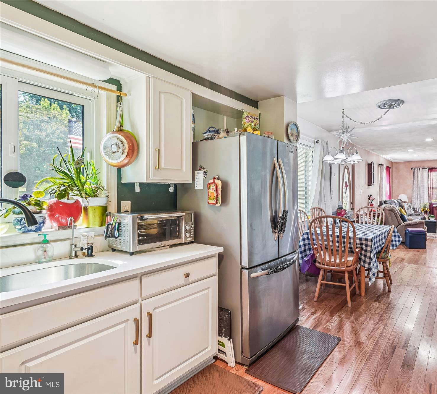 7202 PARKVIEW AVENUE