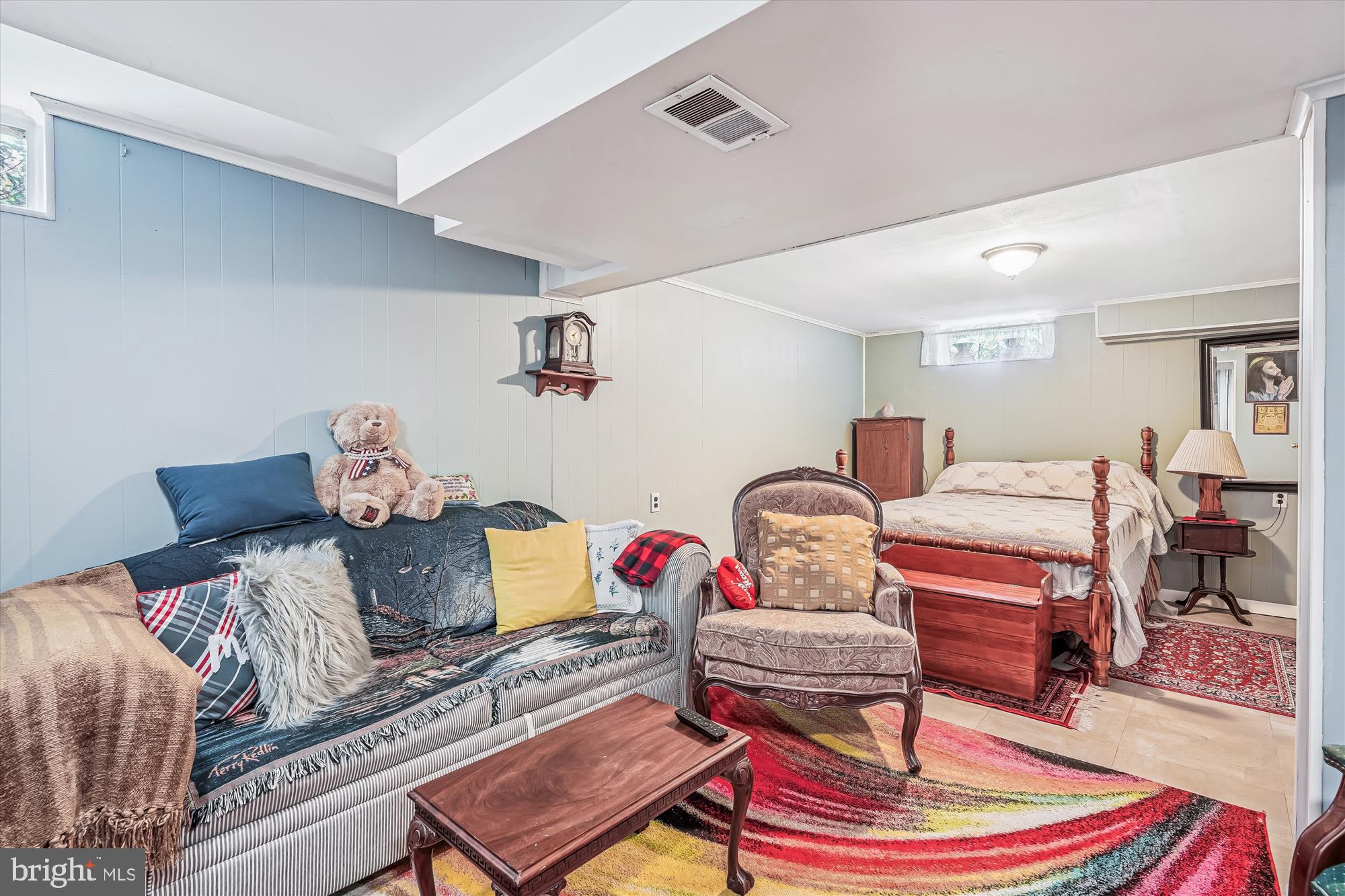 7202 PARKVIEW AVENUE