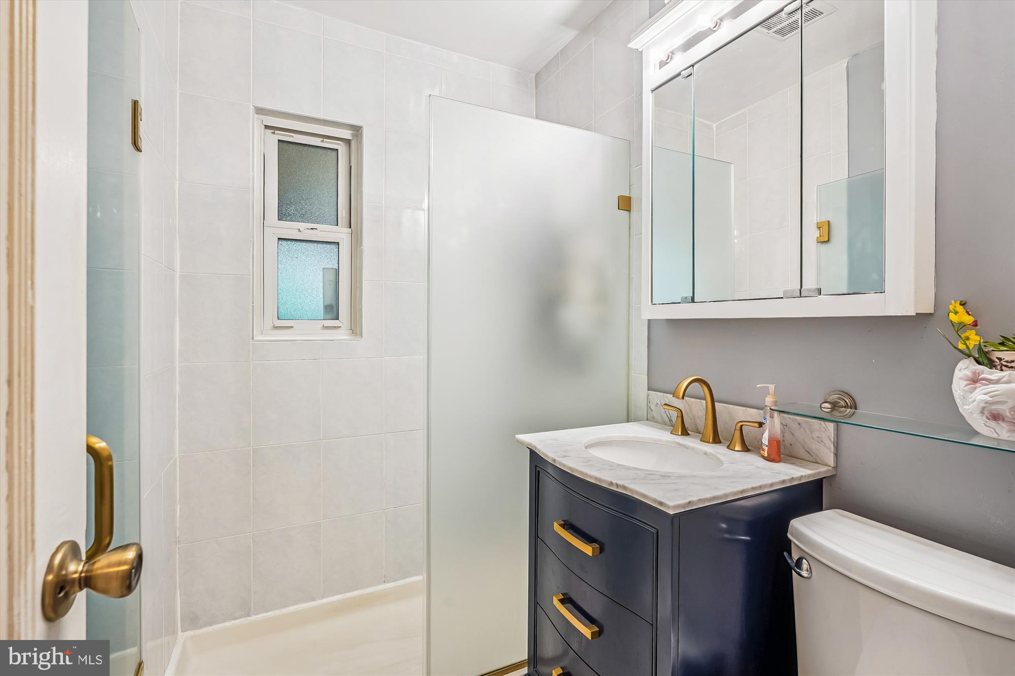 7202 PARKVIEW AVENUE