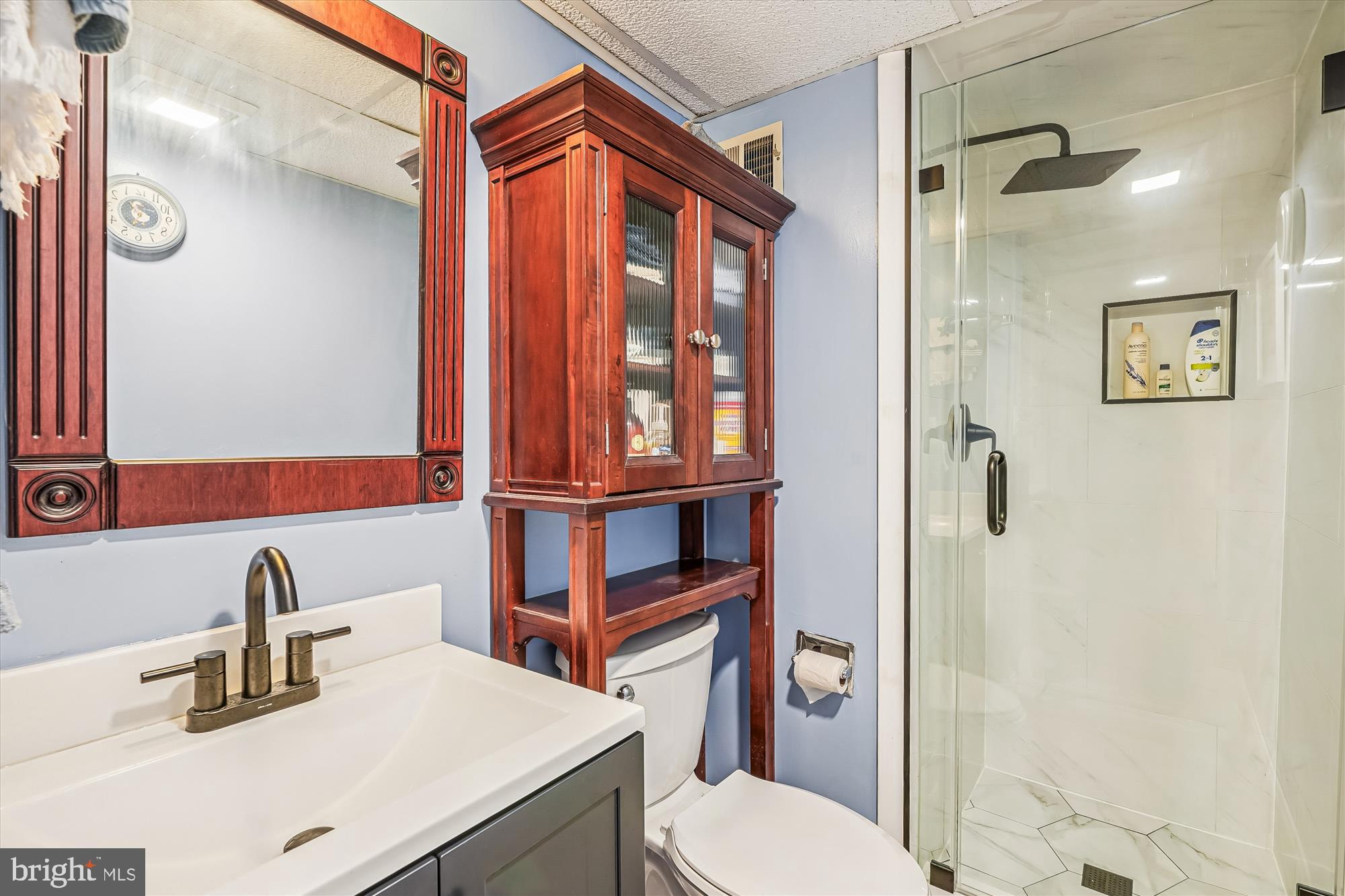 7202 PARKVIEW AVENUE