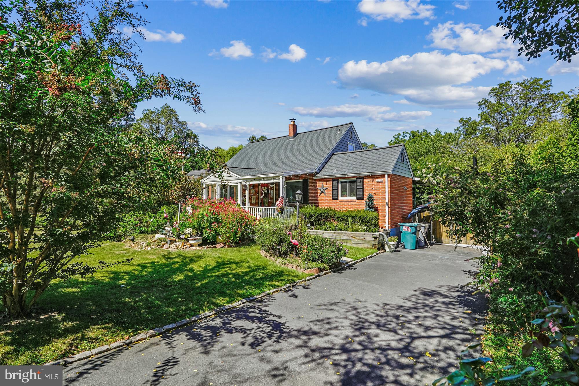 7202 PARKVIEW AVENUE