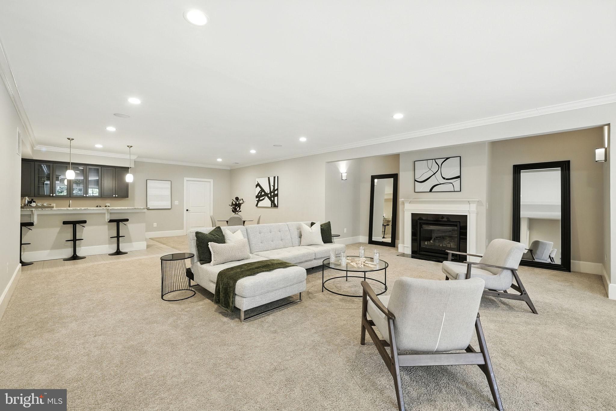 6434 NOBLE DRIVE