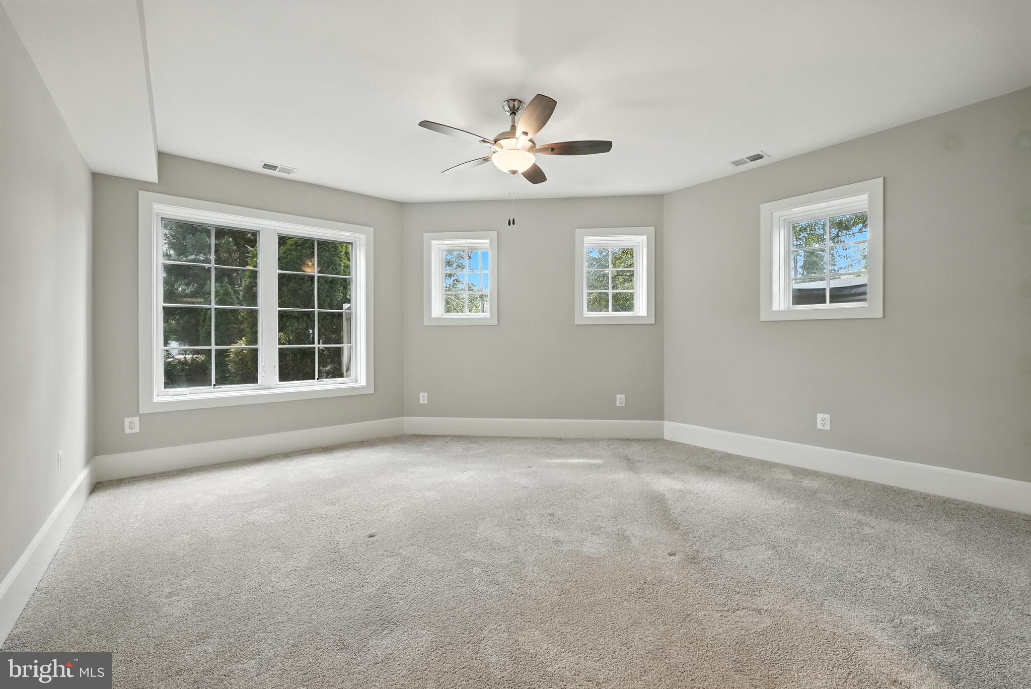 6434 NOBLE DRIVE