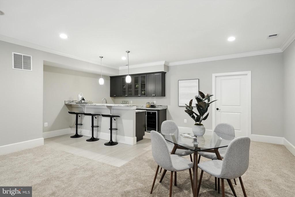 6434 NOBLE DRIVE