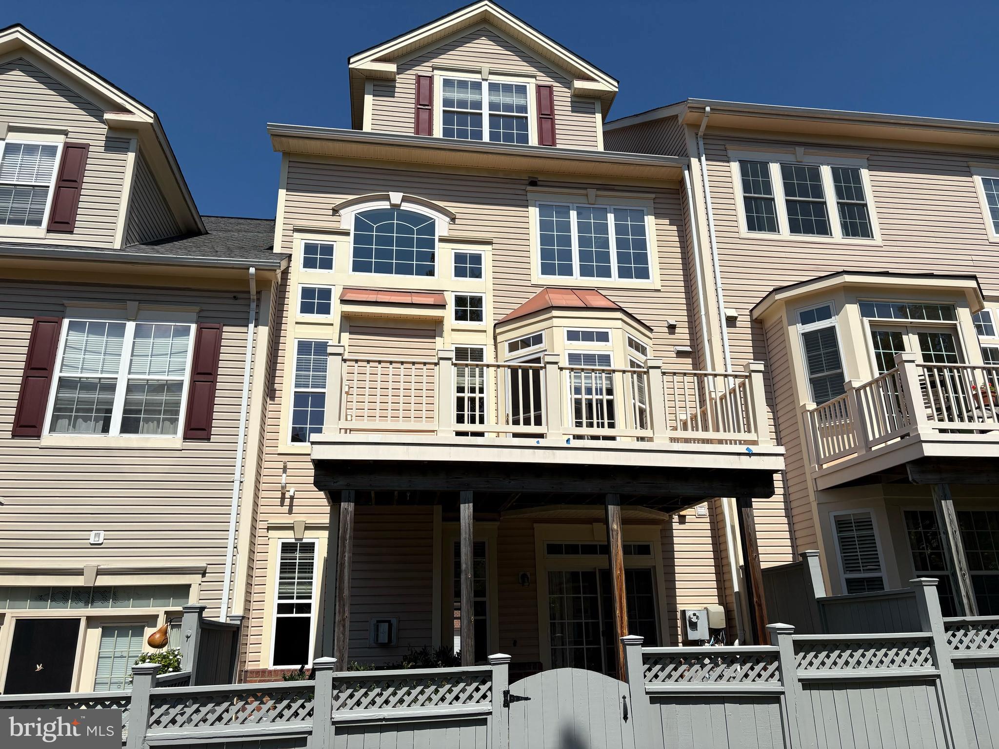 1924 LOGAN MANOR DRIVE
