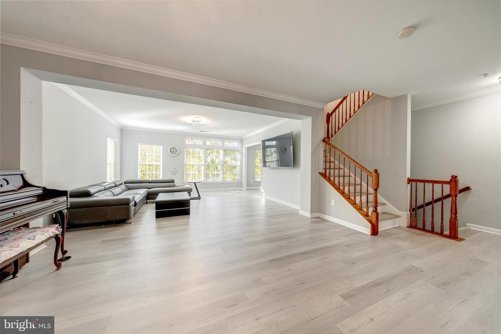 4628 BATTENBURG LANE