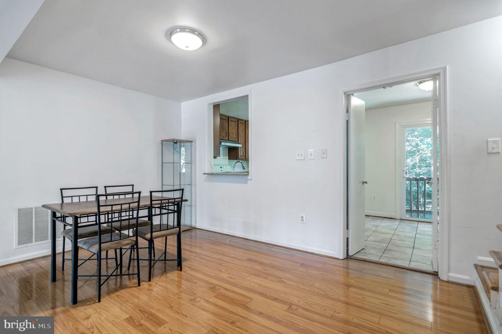 10444 MALONE COURT