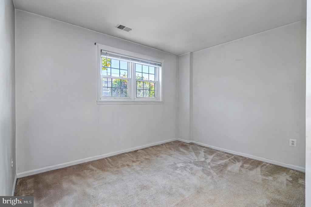 10444 MALONE COURT