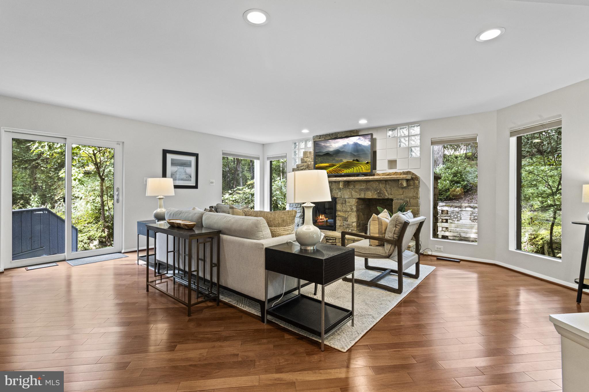 7107 ROXANN ROAD