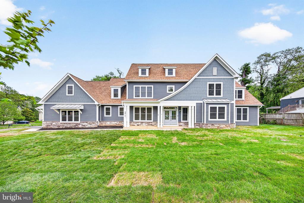 3913 VICTORIA OAKS TRAIL
