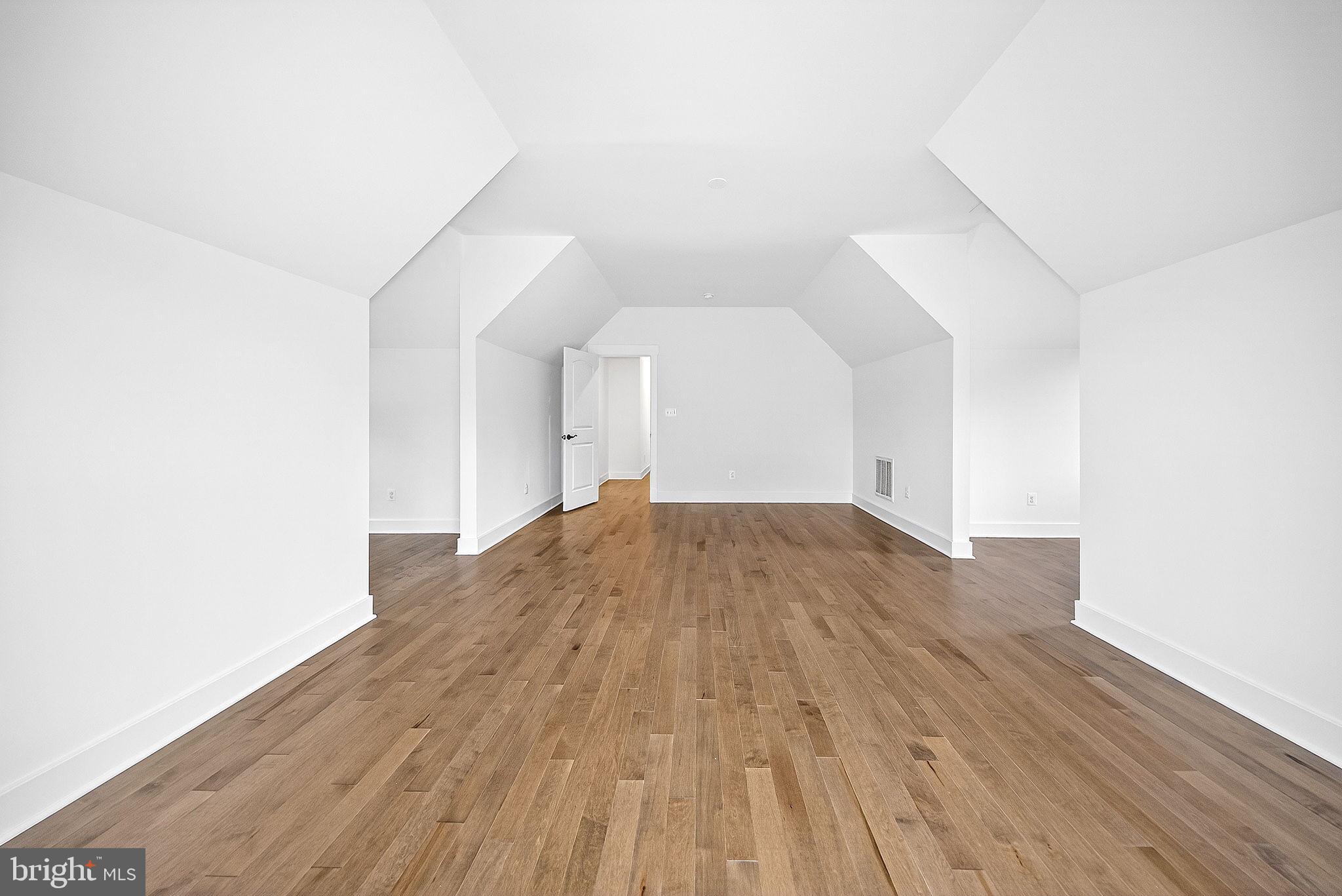 3913 VICTORIA OAKS TRAIL