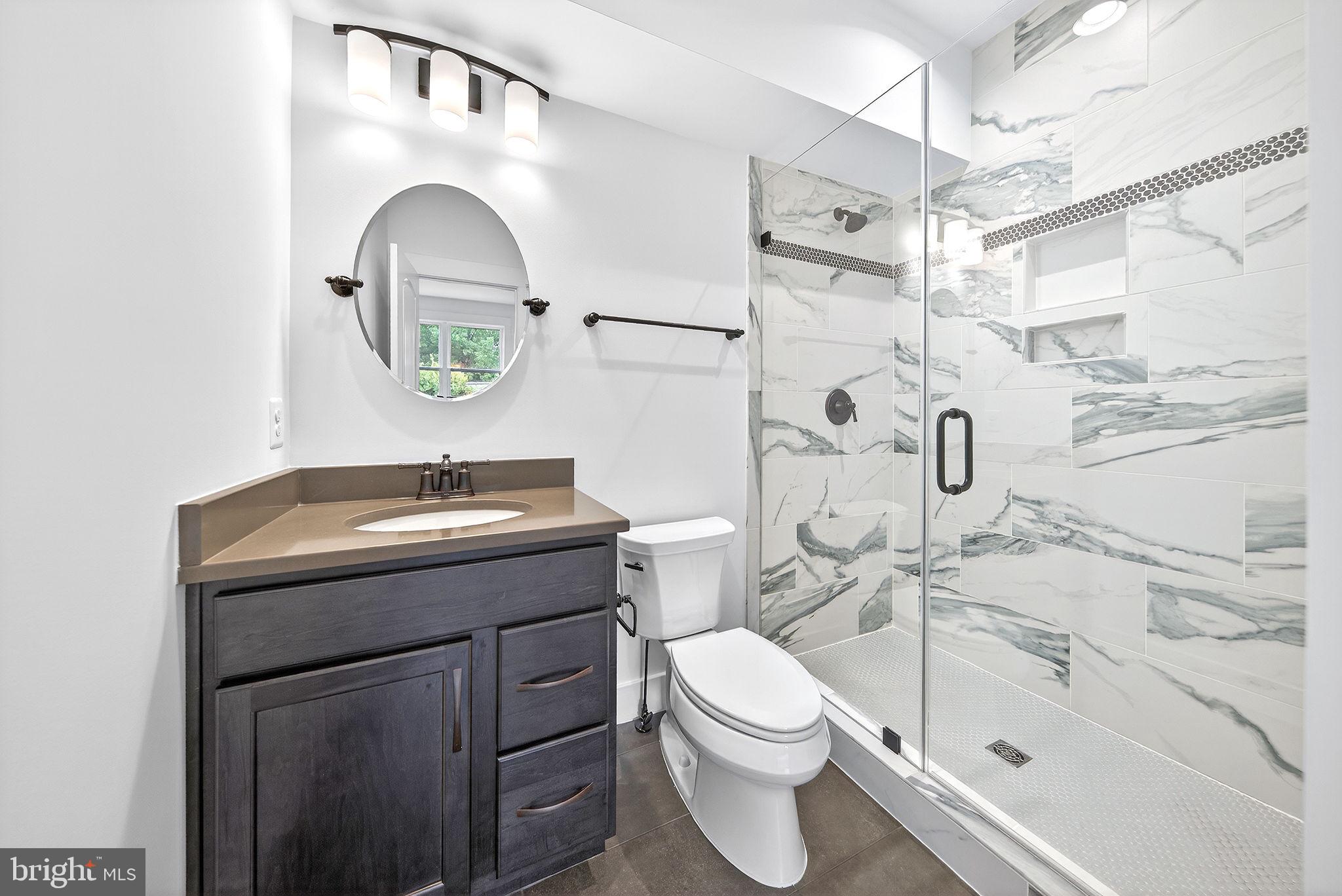 3913 VICTORIA OAKS TRAIL