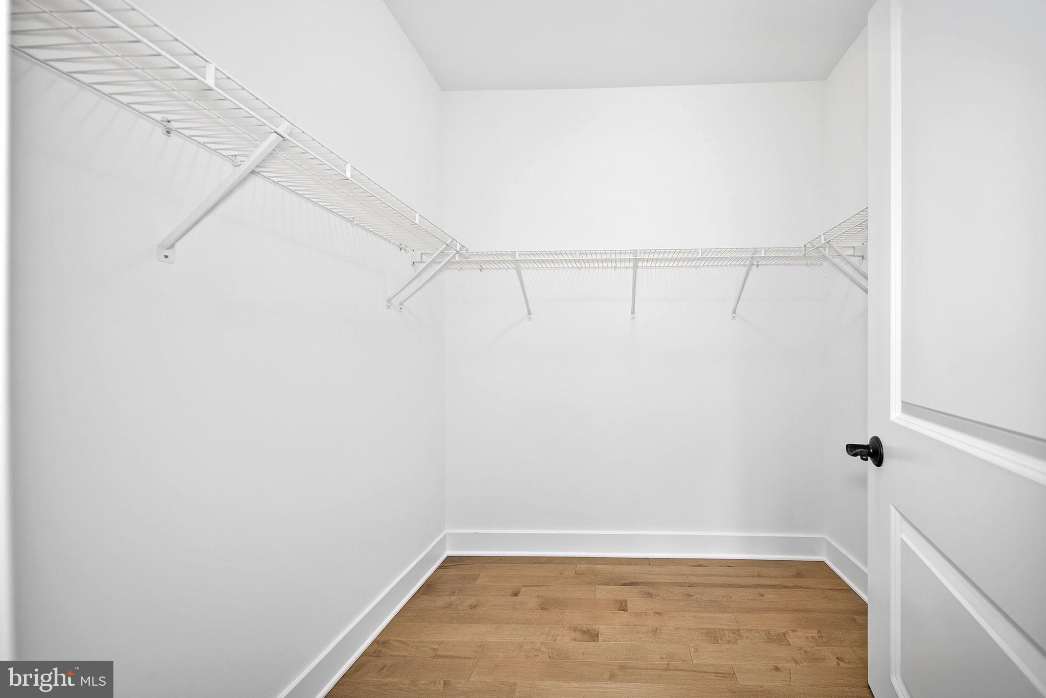 3913 VICTORIA OAKS TRAIL