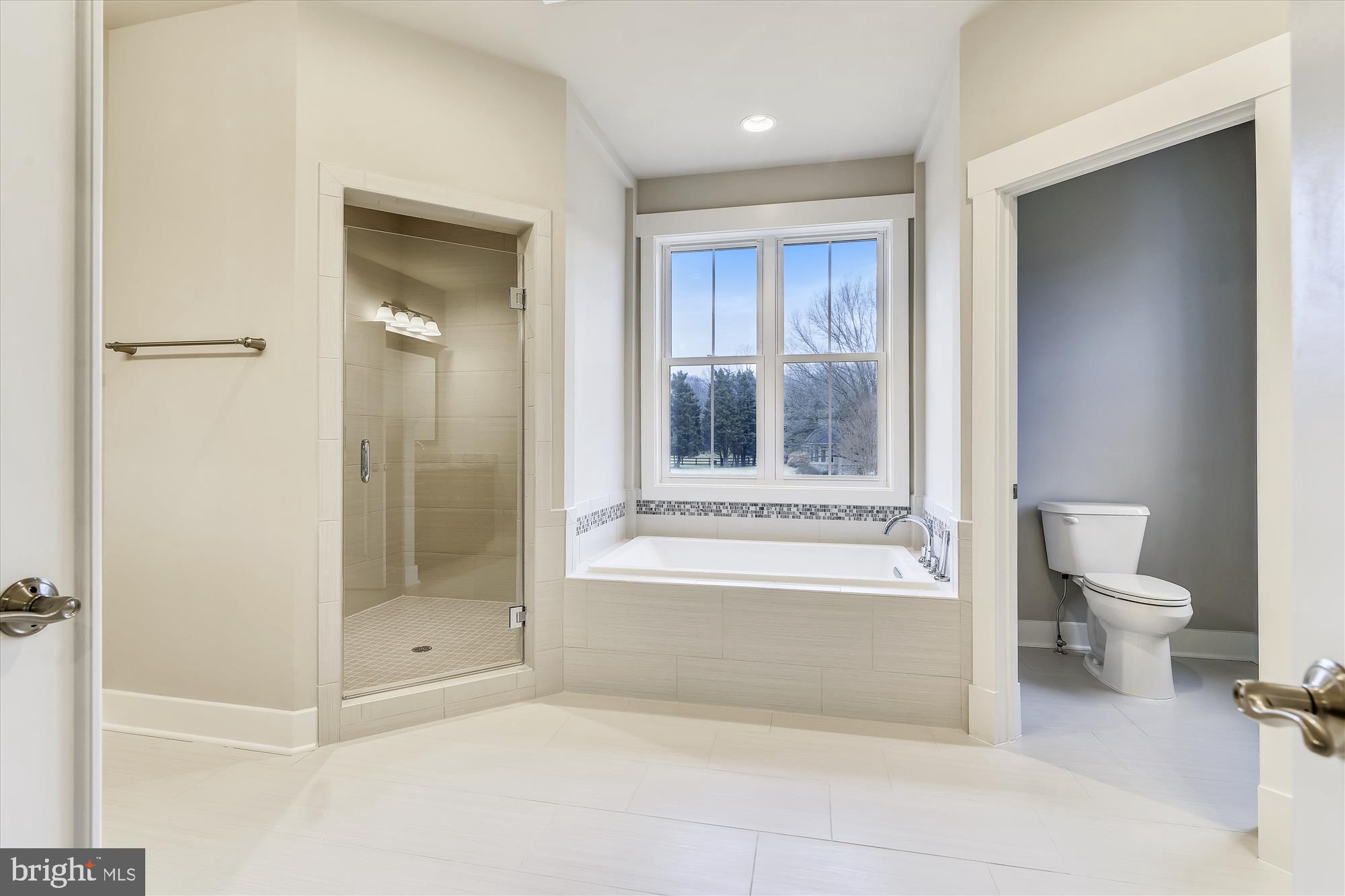 3913 VICTORIA OAKS TRAIL