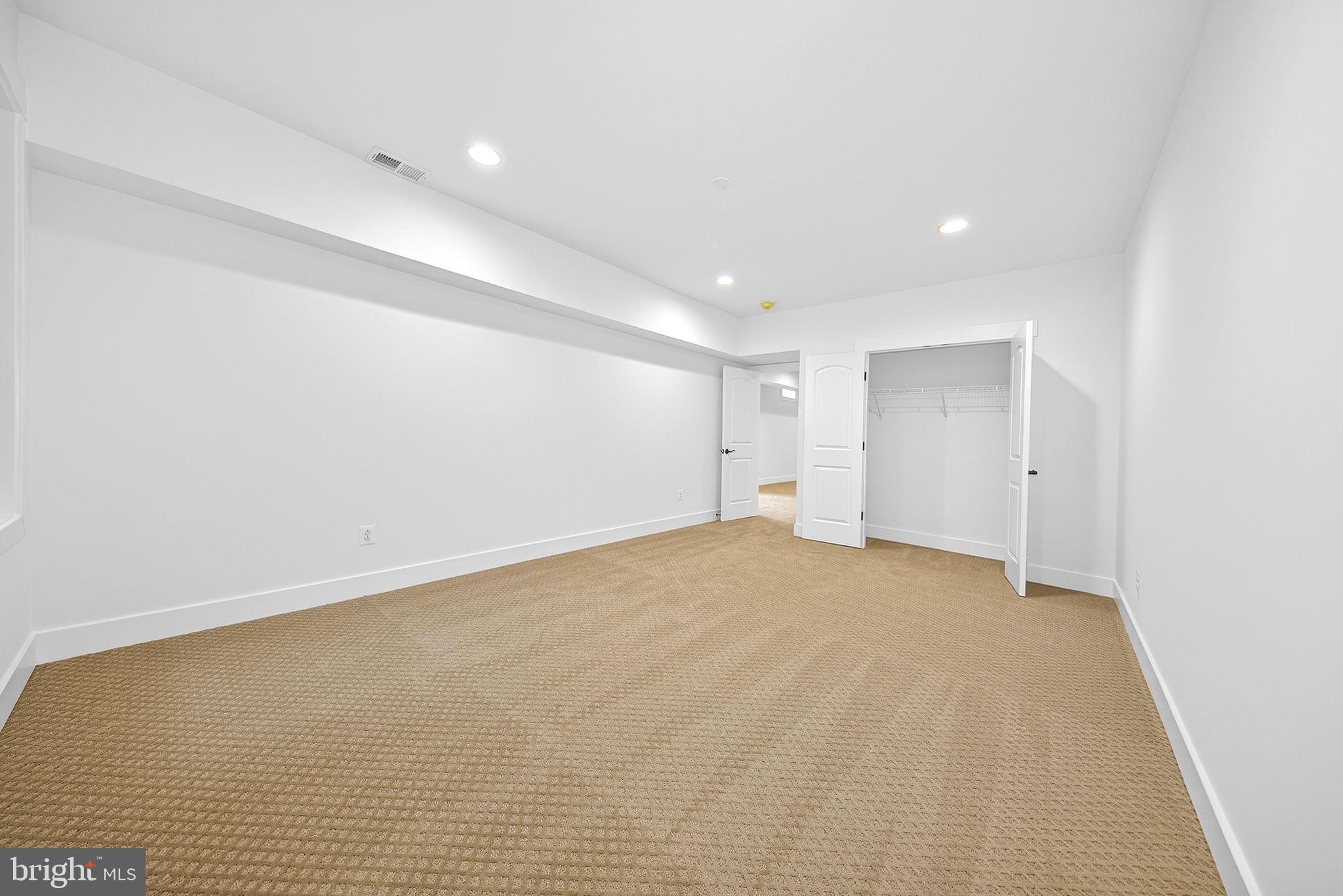 3913 VICTORIA OAKS TRAIL