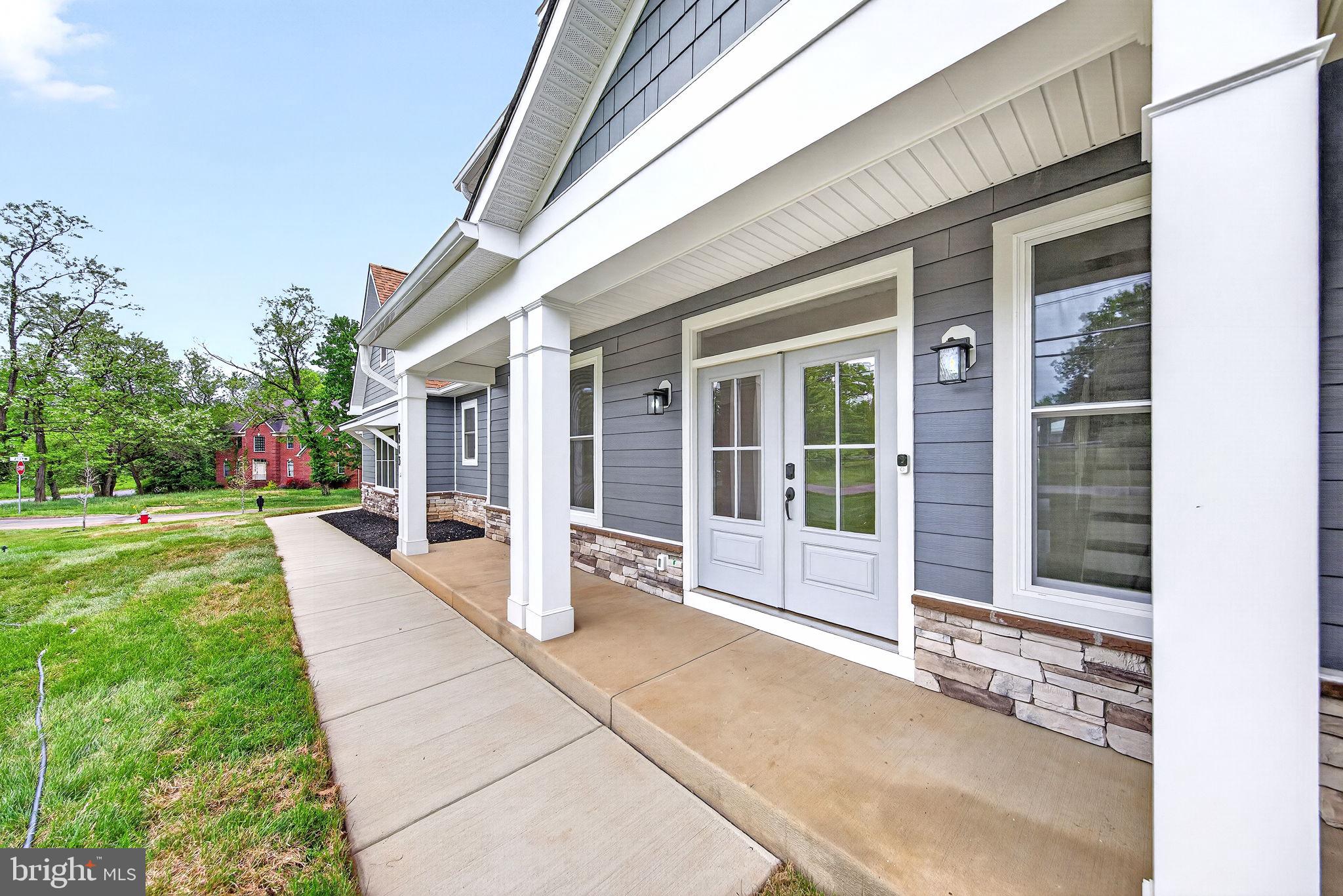 3913 VICTORIA OAKS TRAIL