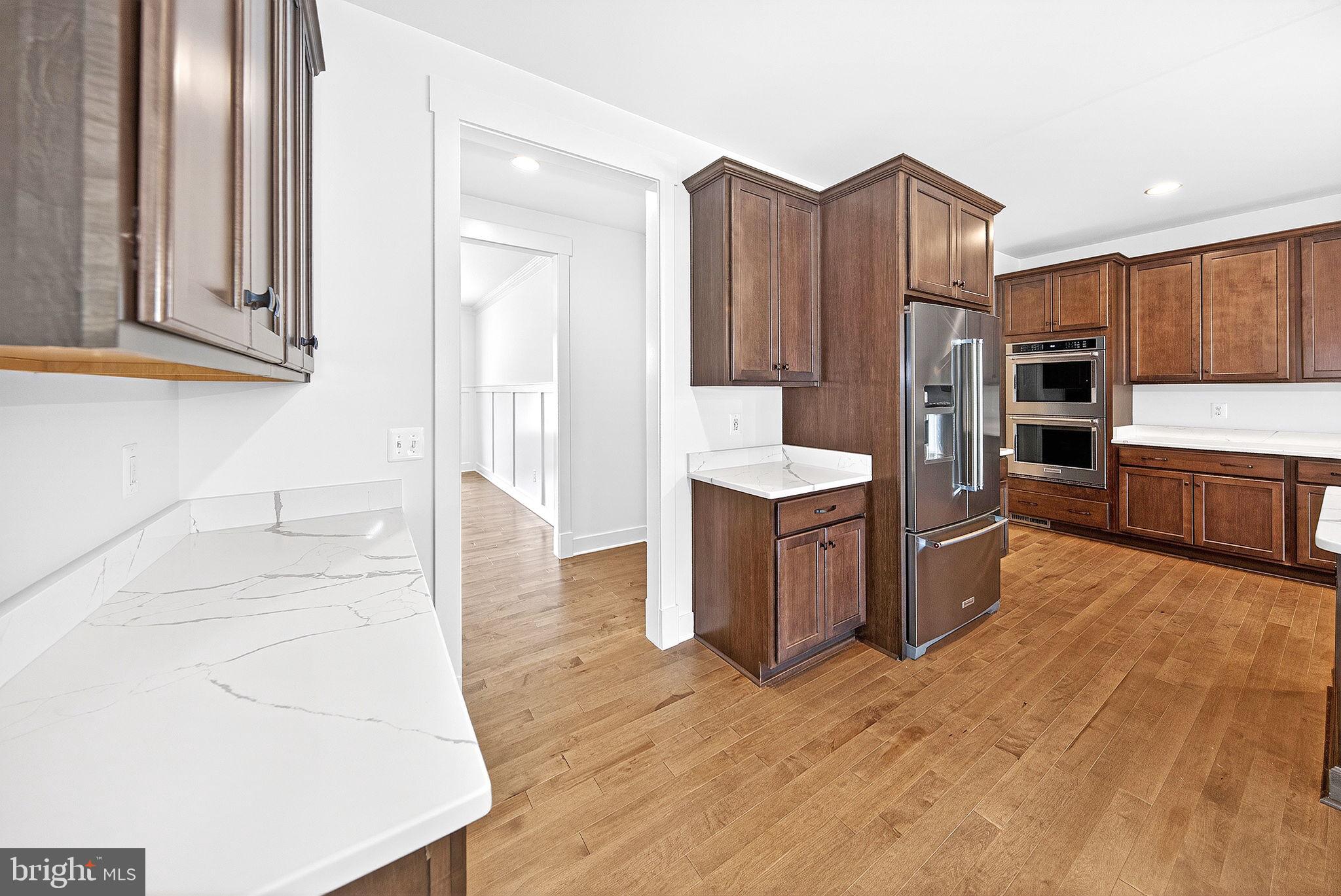 3913 VICTORIA OAKS TRAIL