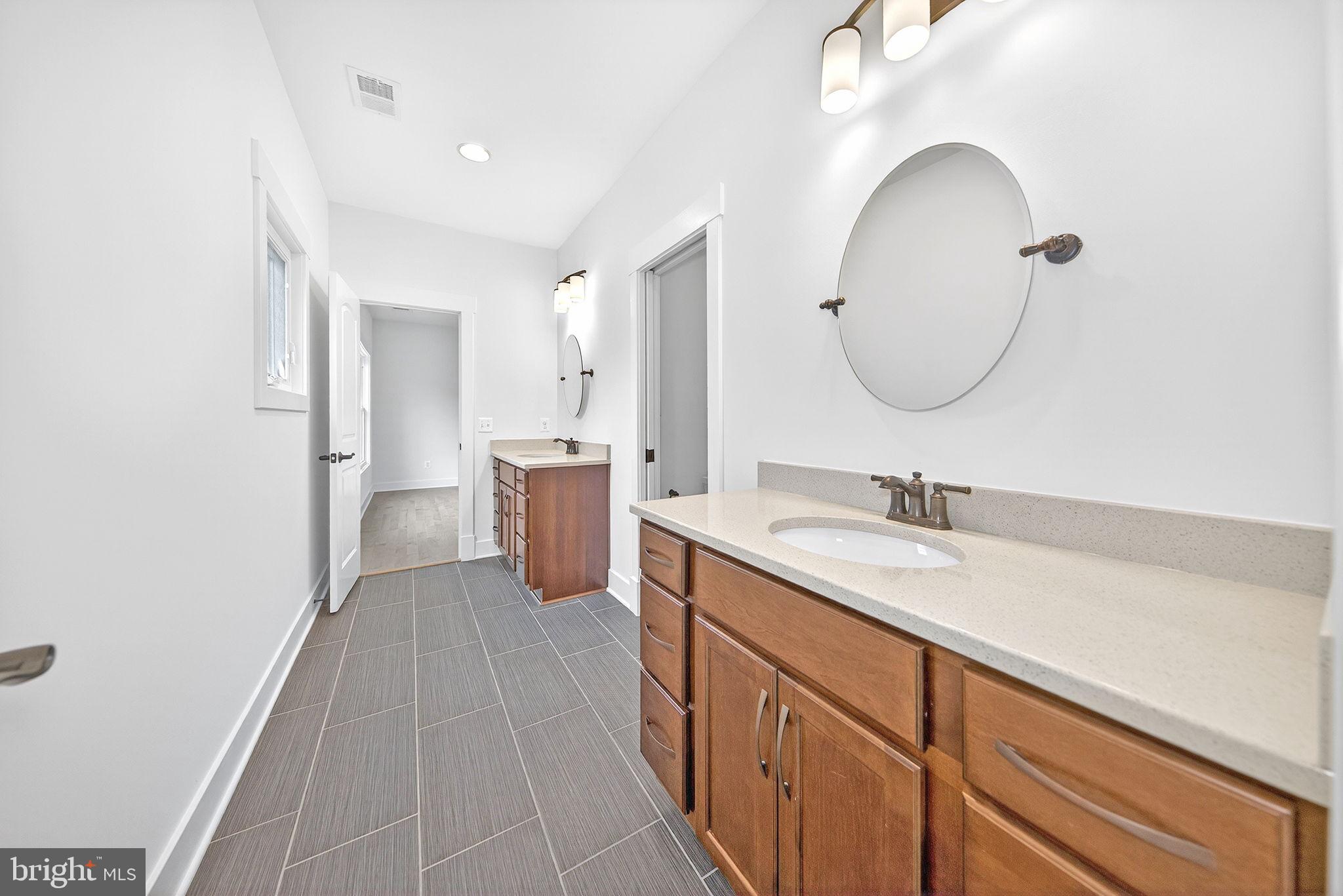 3913 VICTORIA OAKS TRAIL